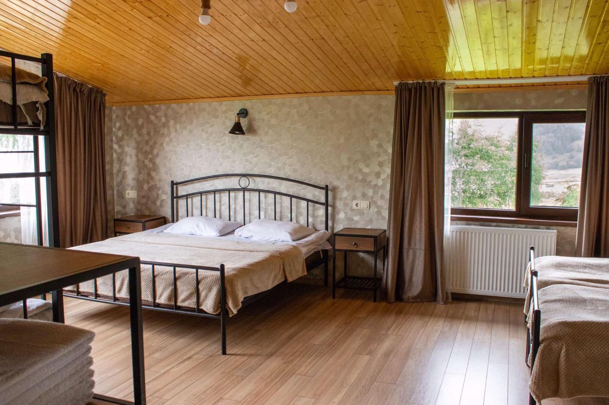 Garemta Hotel Kazbegi Eksteriør billede